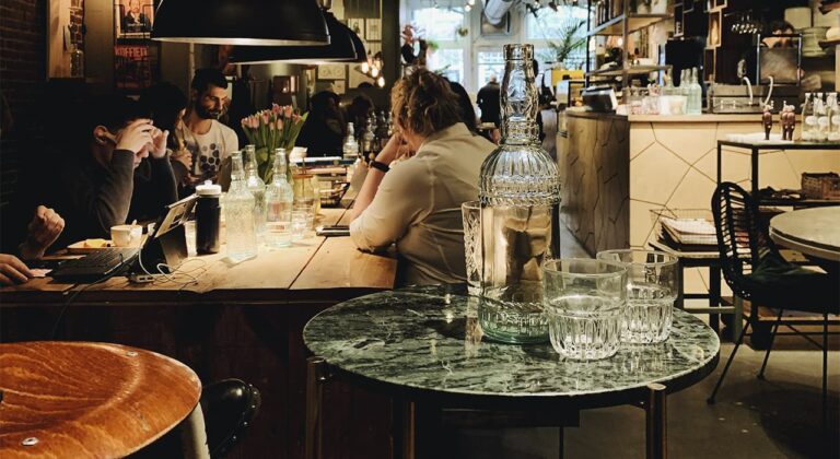 bar