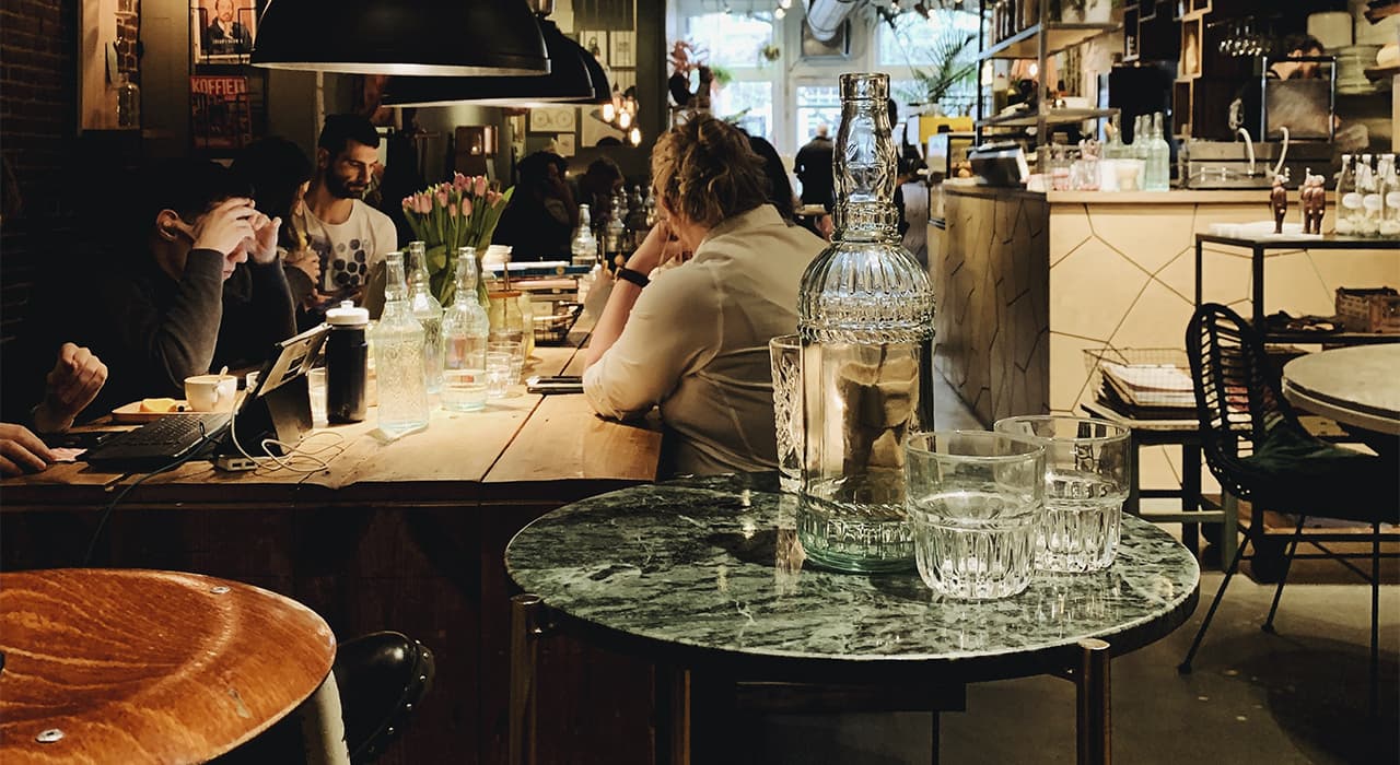 bar