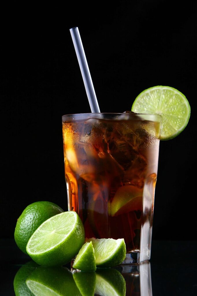Cocktail with ice and limes