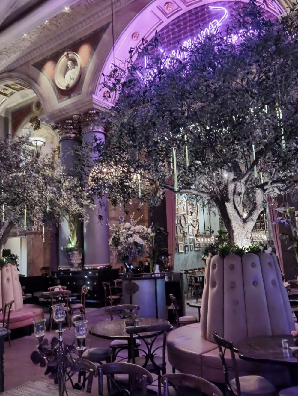 Vanderpump cocktail garden